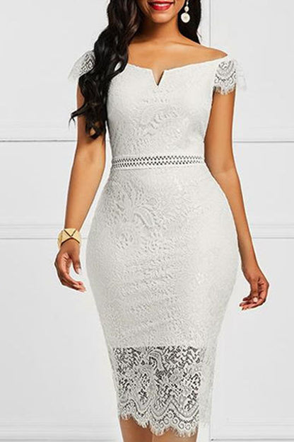 Vestido Ajustado de Encaje